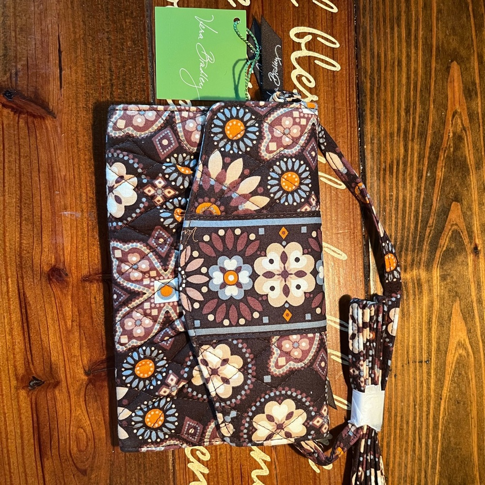 Vera Bradley crossbody wallet